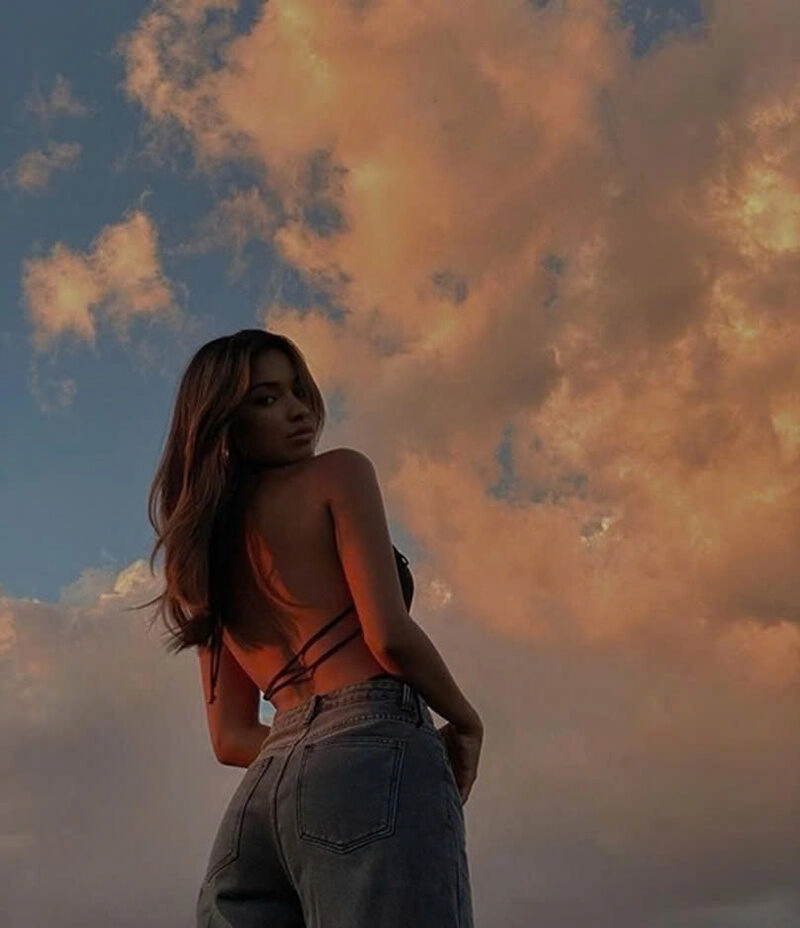 Bộ sưu tập 100+ ảnh quay lưng nữ đẹp và quyến rũ