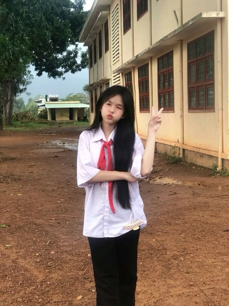 ảnh gái lớp 7