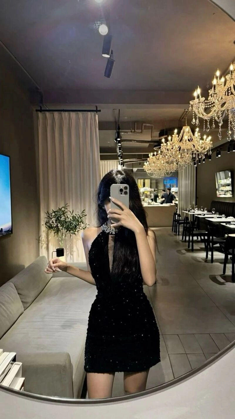 ảnh gái trung che mặt