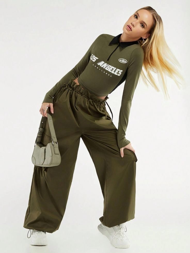 Quần xanh rêu phối áo màu gì? Bí quyết phối đồ cực chất thời trang