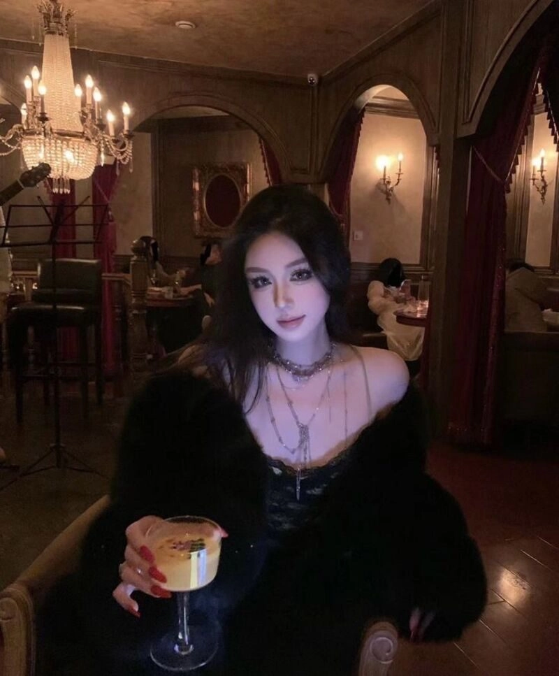 ảnh gái đi bar đẹp