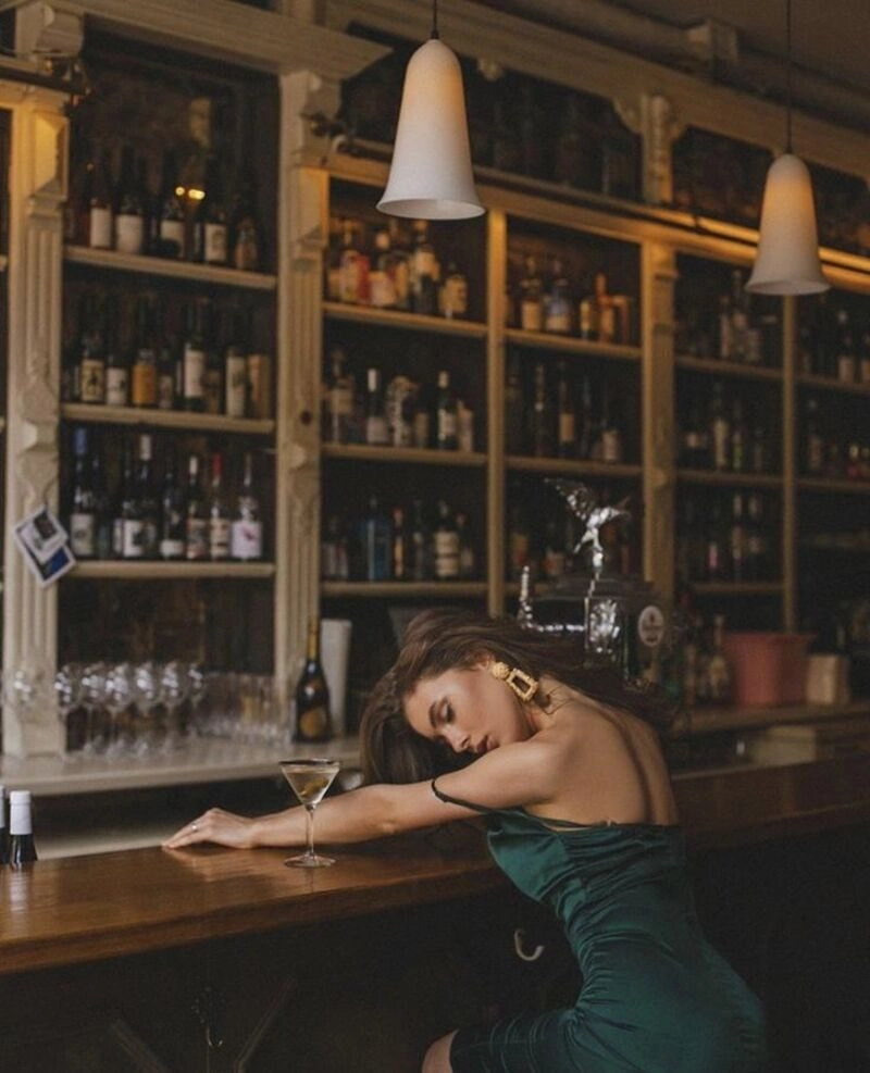 ảnh gái đi bar đẹp