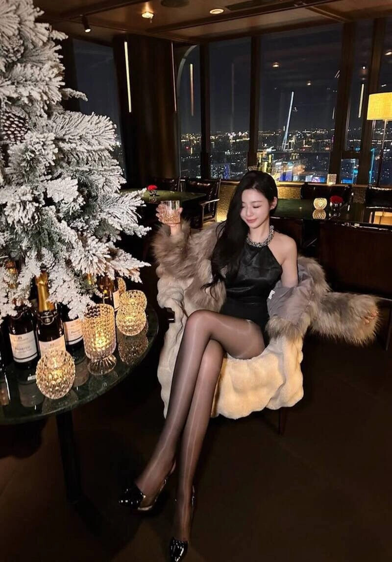 ảnh gái đi bar đẹp