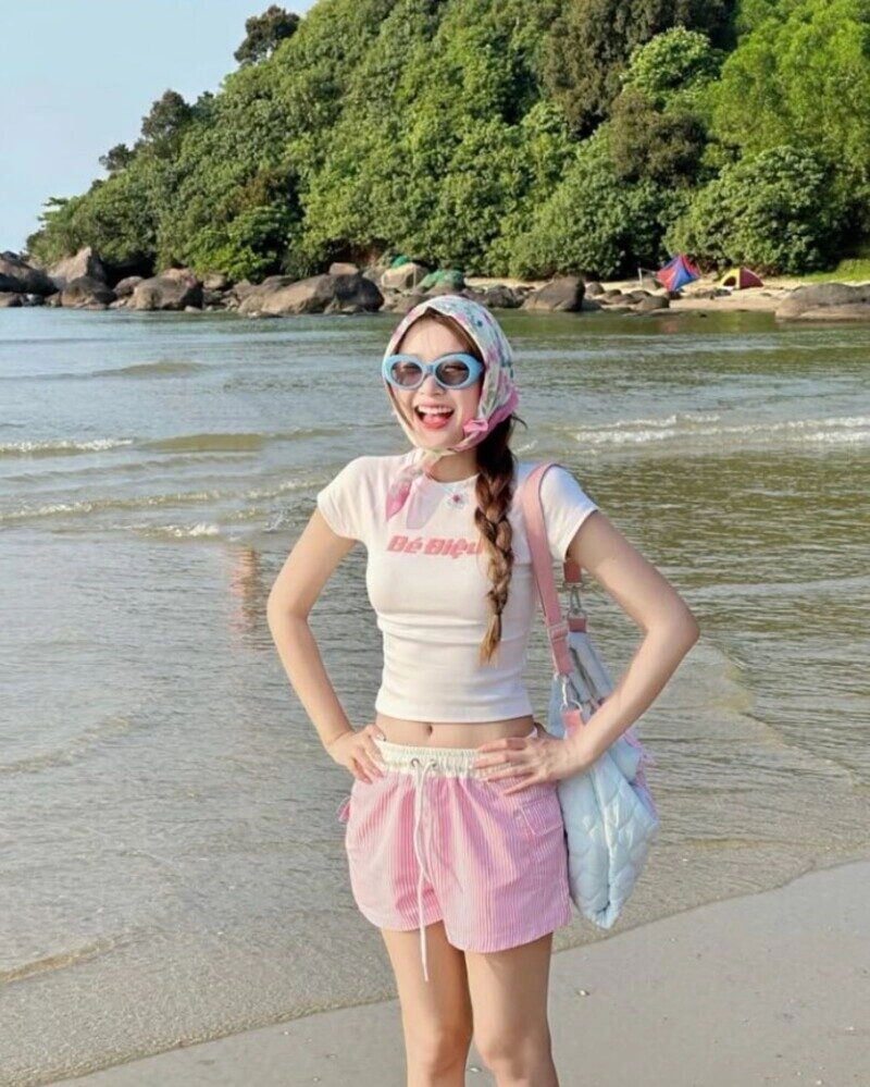 ảnh gái đi biển