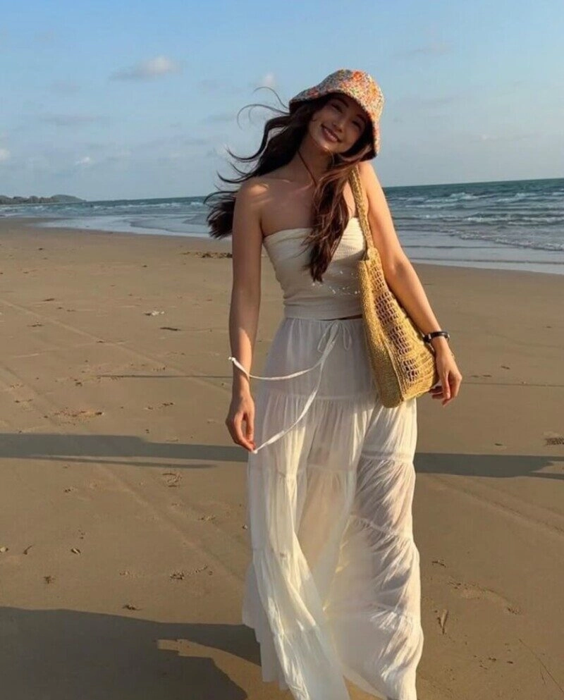 ảnh gái đi biển