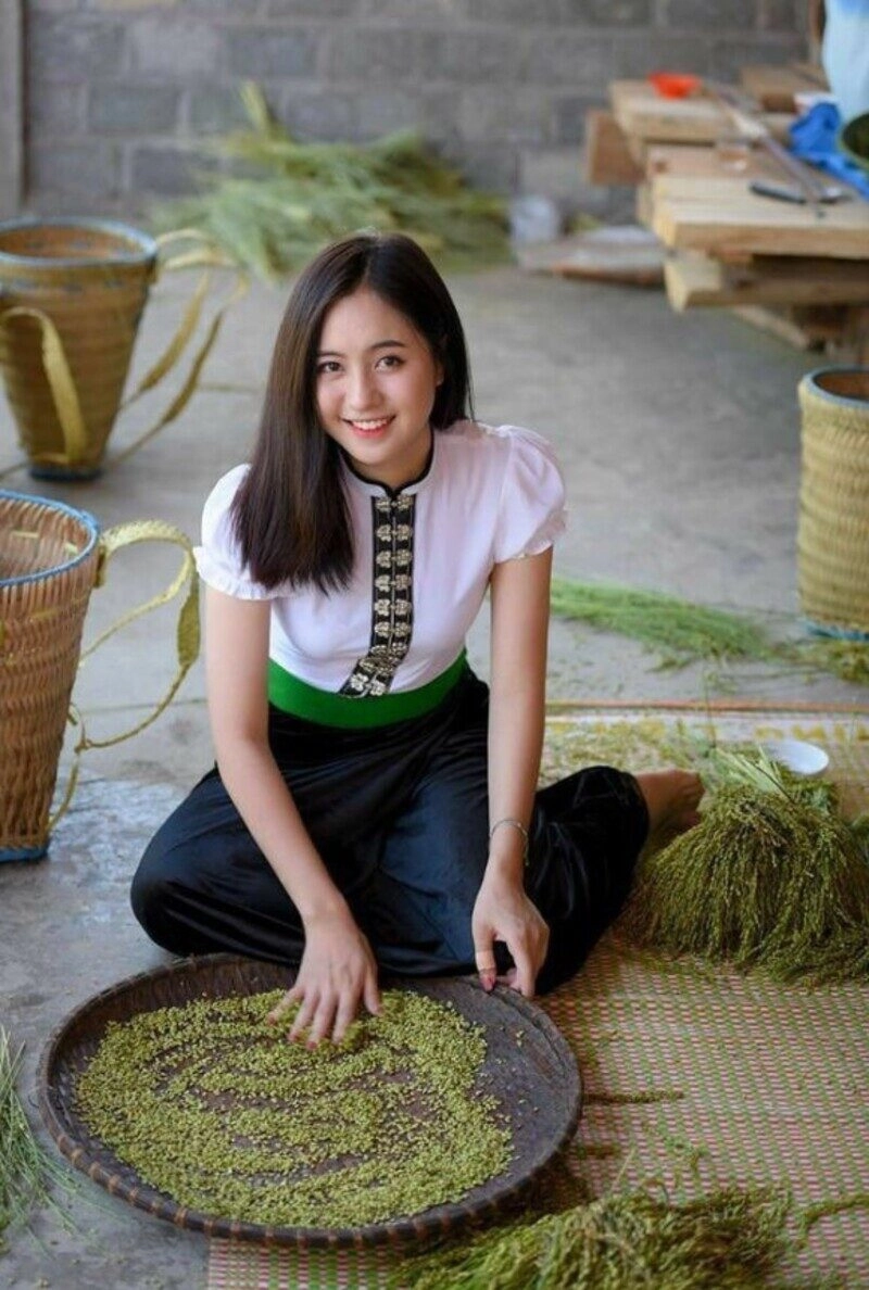 ảnh gái quê giản dị