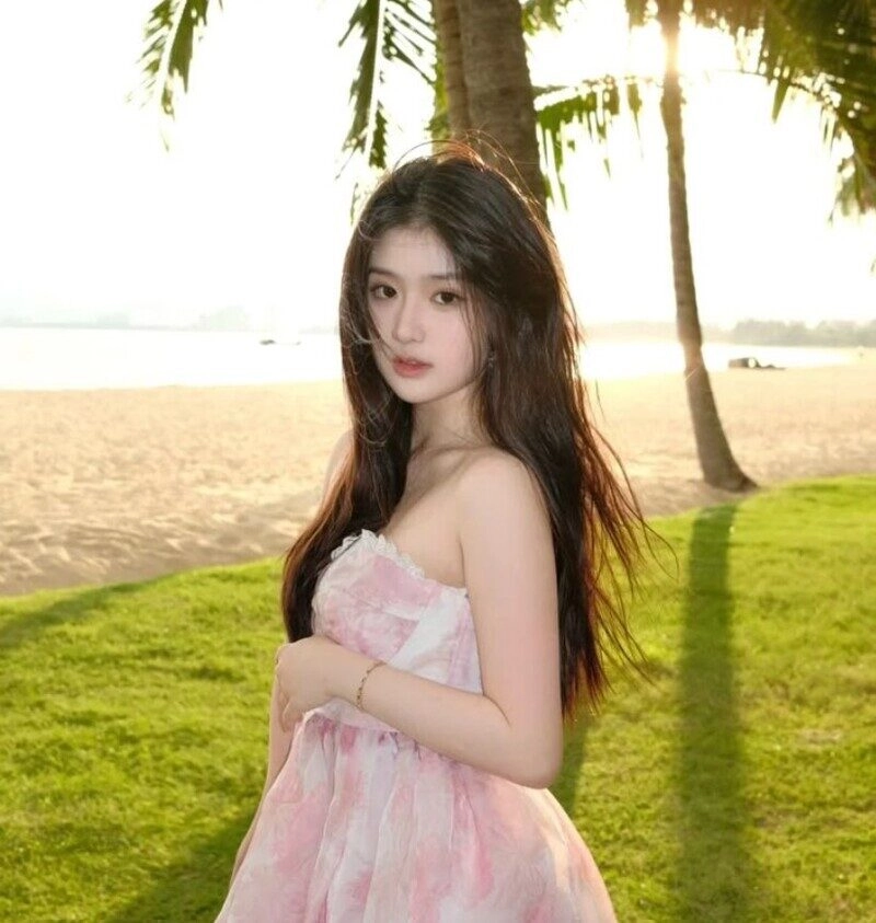 ảnh gái xinh tắm