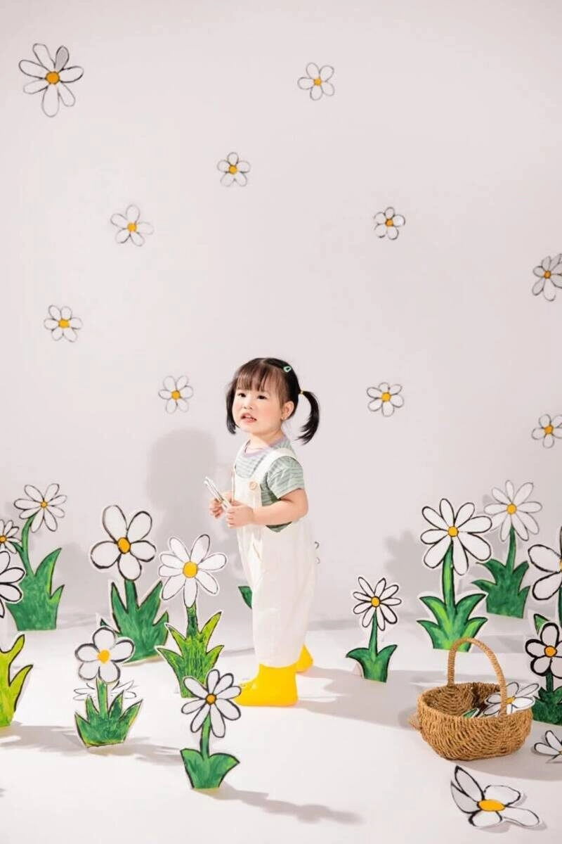 concept chụp ảnh cho bé gái 1 tuổi