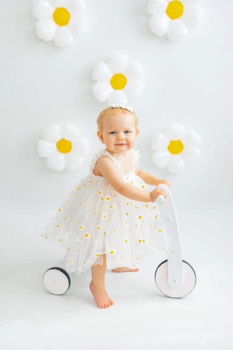 concept chụp ảnh cho bé gái 1 tuổi