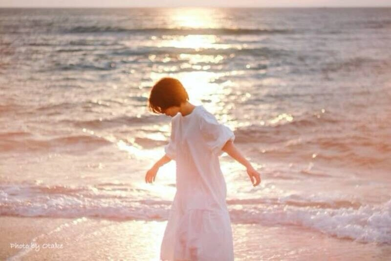 ảnh bìa tâm trạng buồn con gái