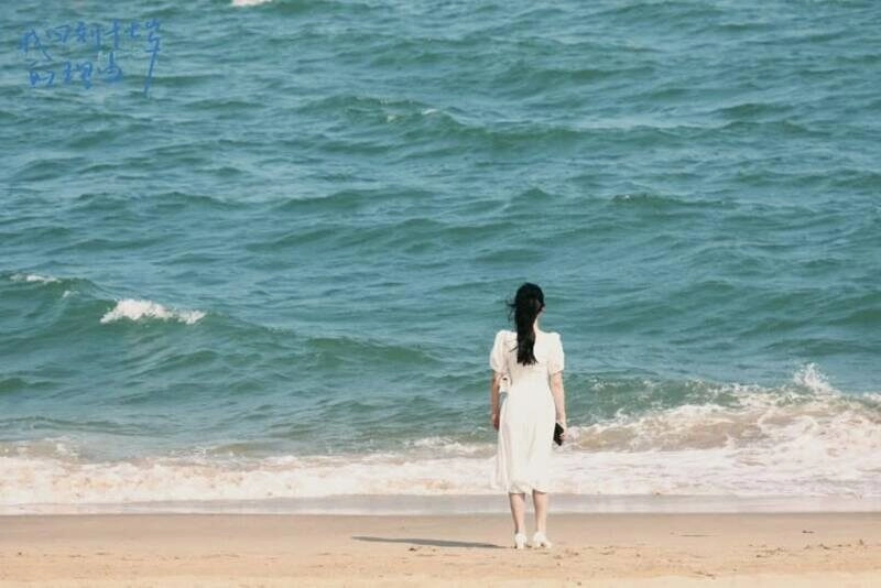 ảnh bìa tâm trạng buồn con gái