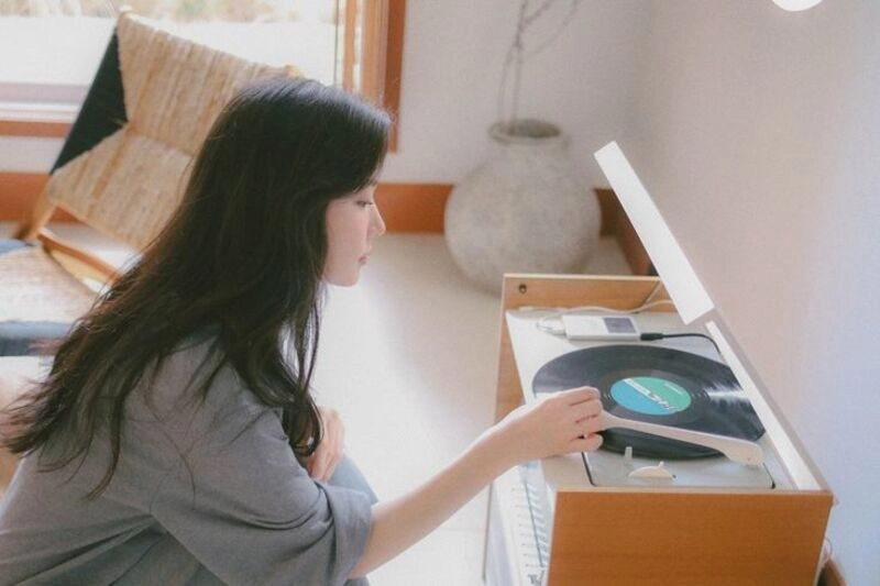 ảnh bìa tâm trạng buồn con gái