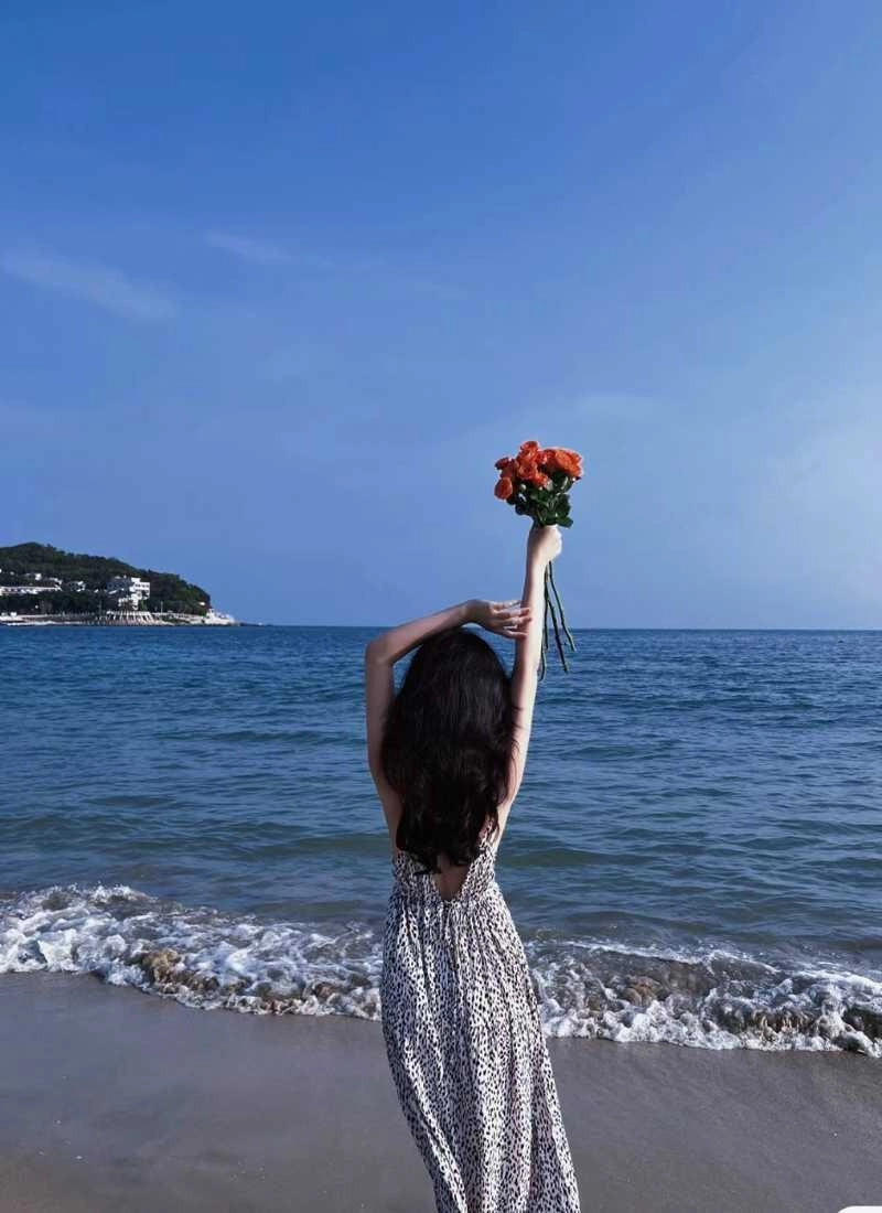 ảnh bóng lưng cô gái