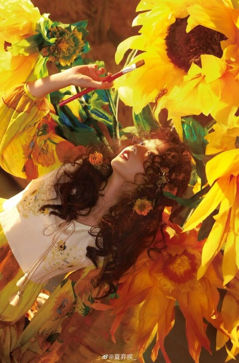 ảnh cô gái nghệ thuật