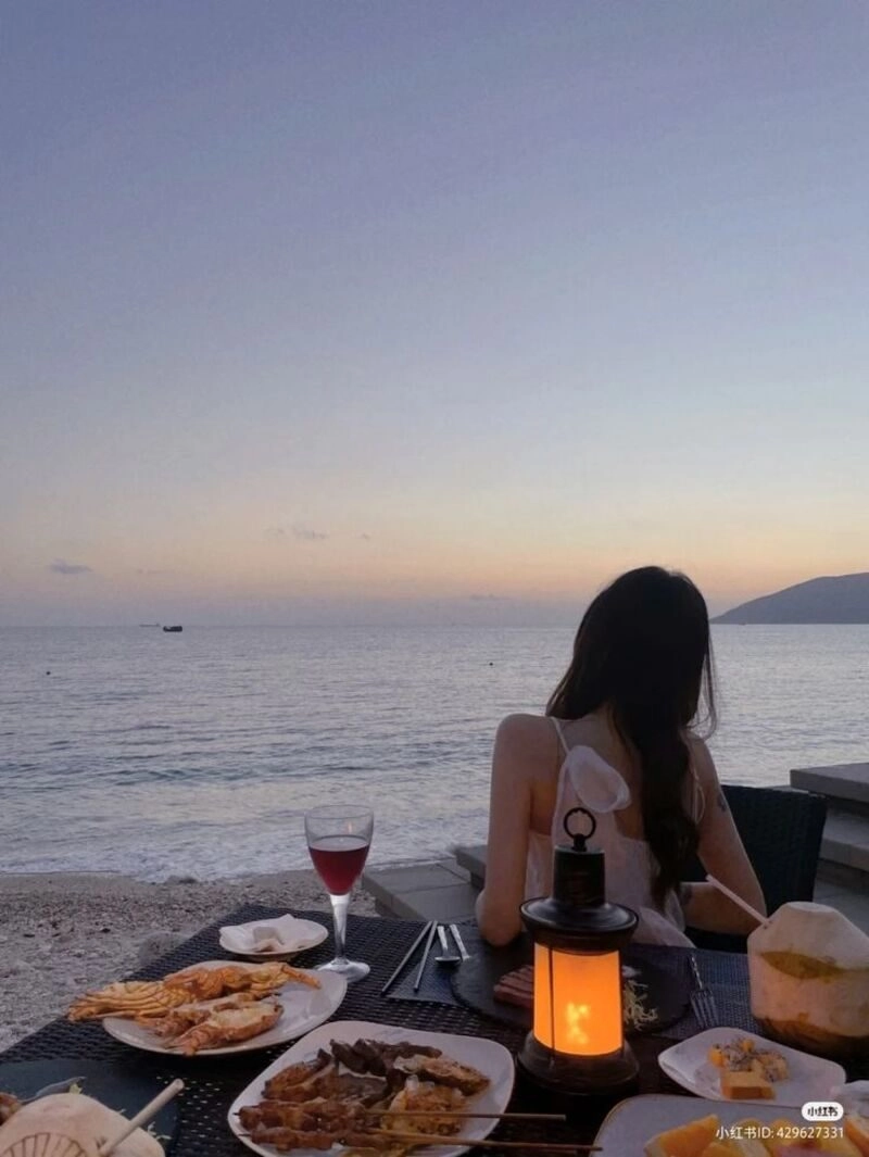 ảnh con gái nhậu say