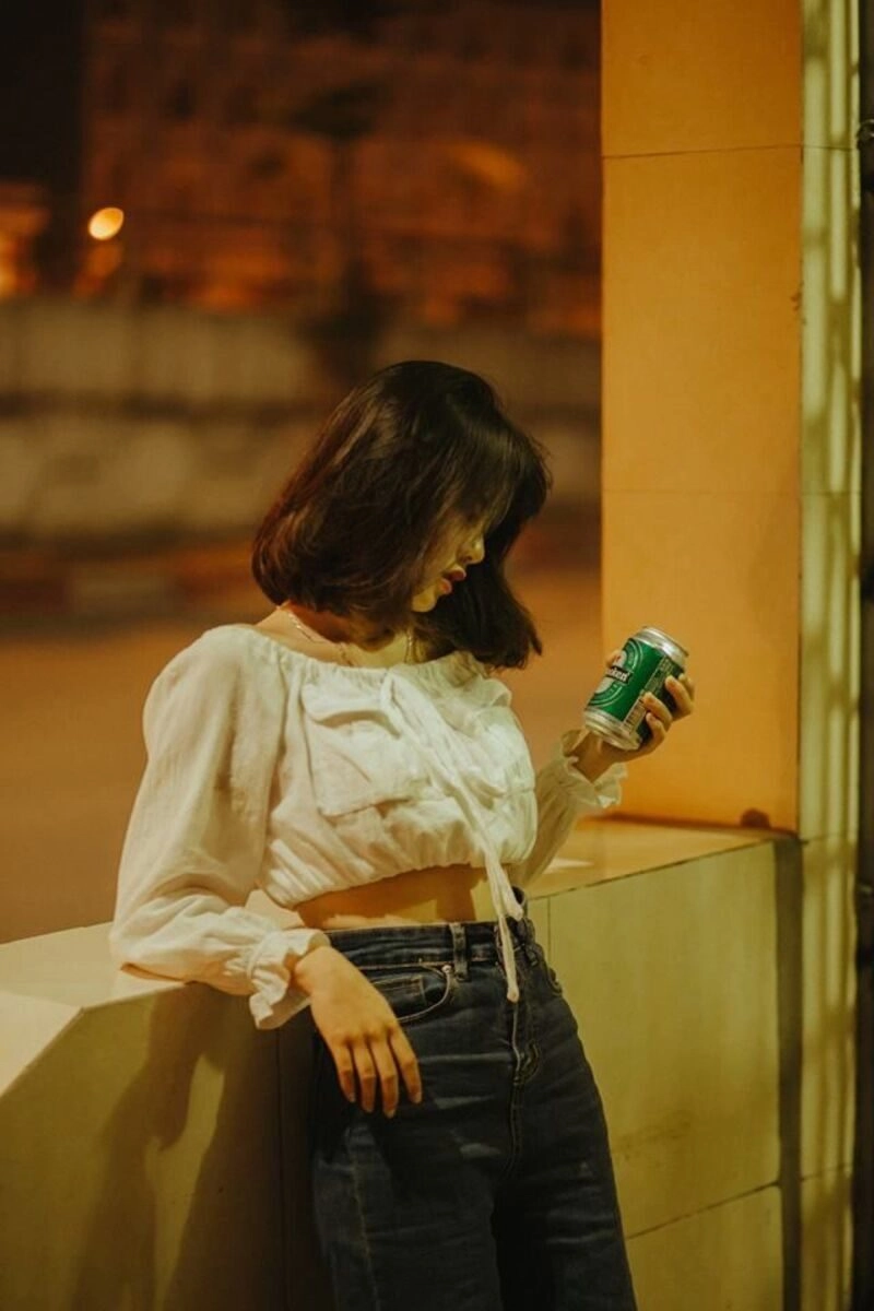 ảnh con gái nhậu say