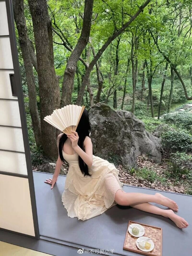 ảnh gái 15 tuổi che mặt