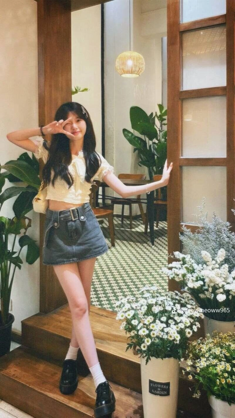 ảnh gái 15 tuổi che mặt