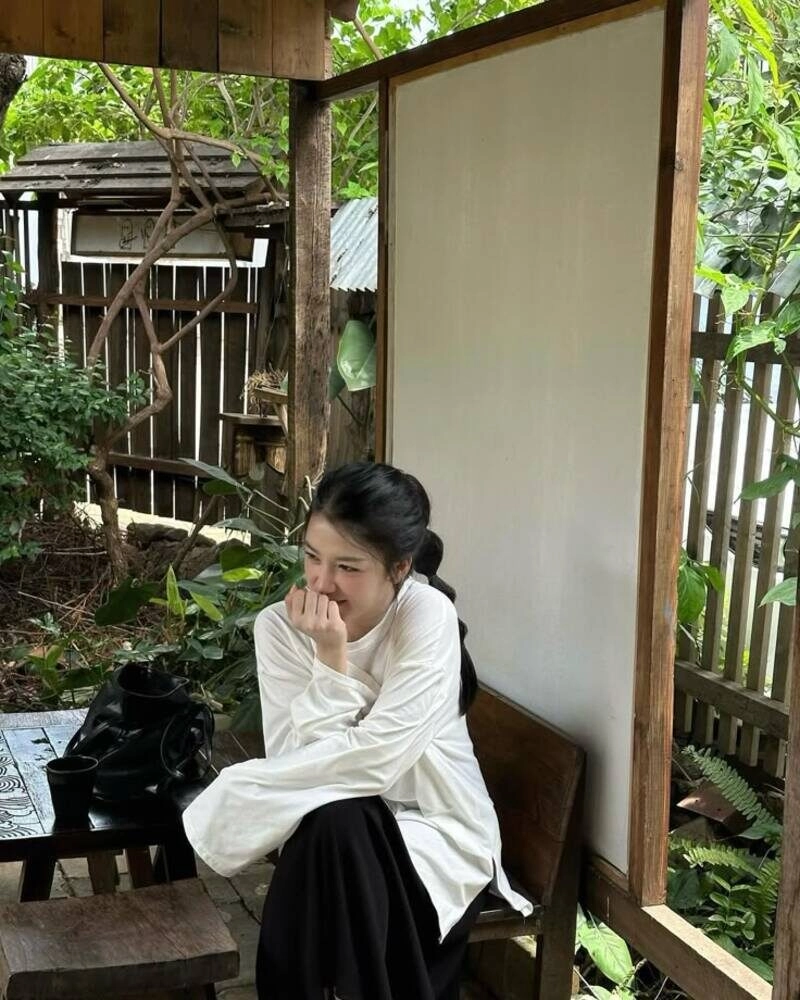 ảnh gái 15 tuổi che mặt