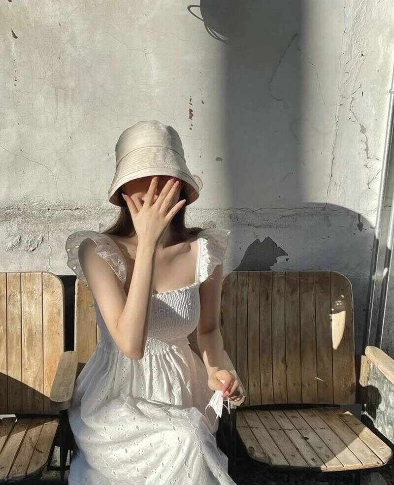 ảnh gái 15 tuổi che mặt