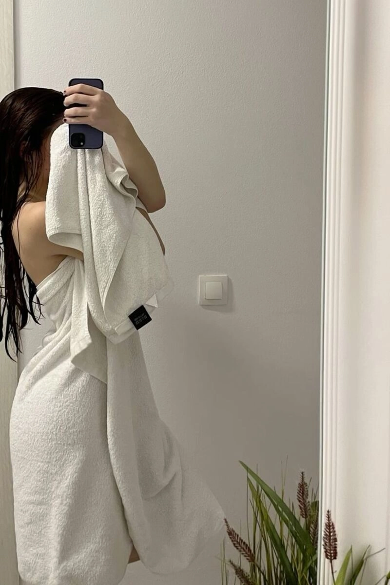 ảnh gái trong nhà nghỉ