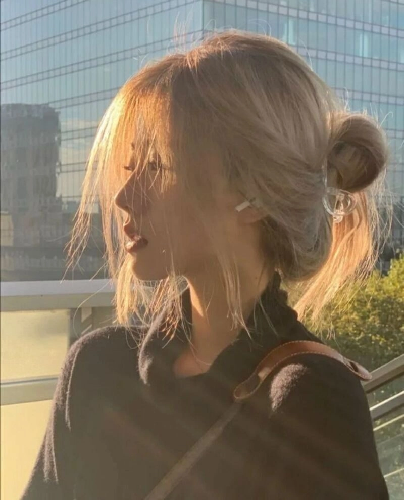 ảnh gái xinh búi tóc