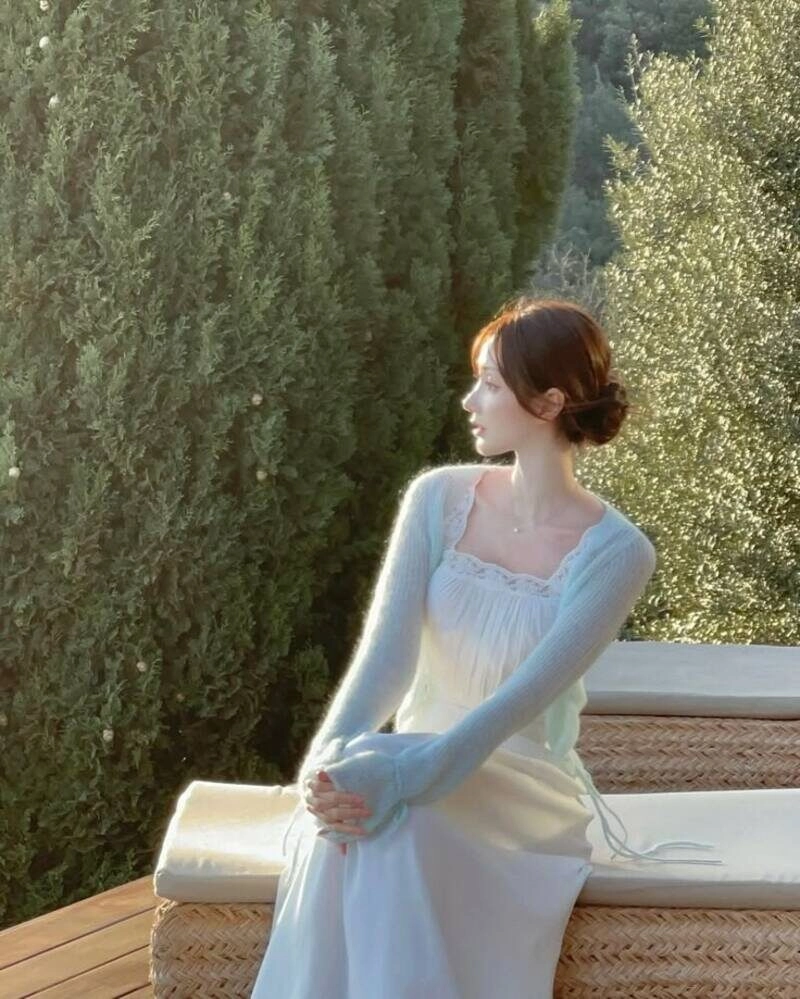 ảnh gái xinh búi tóc