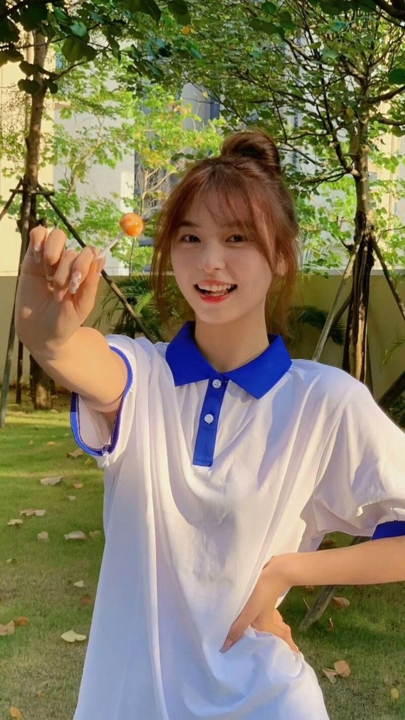 ảnh gái xinh búi tóc