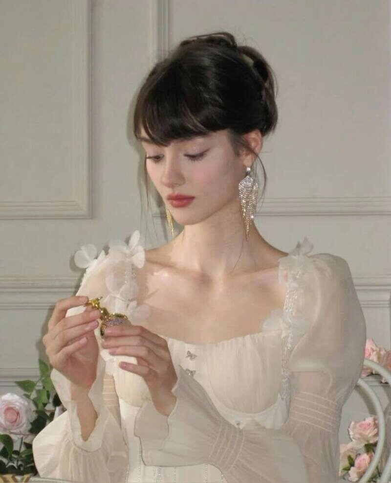 ảnh gái xinh búi tóc