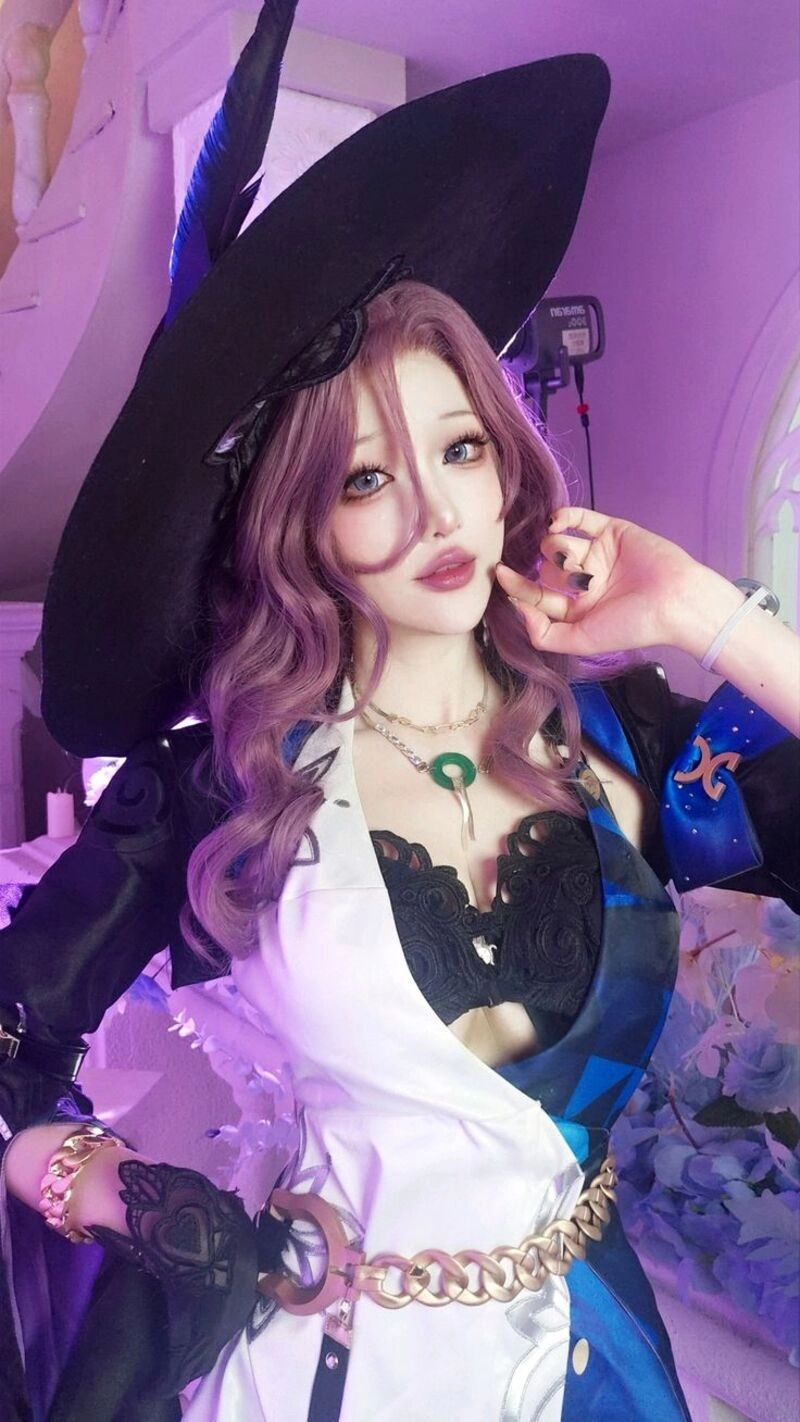 ảnh gái xinh cosplay nhân vật anime