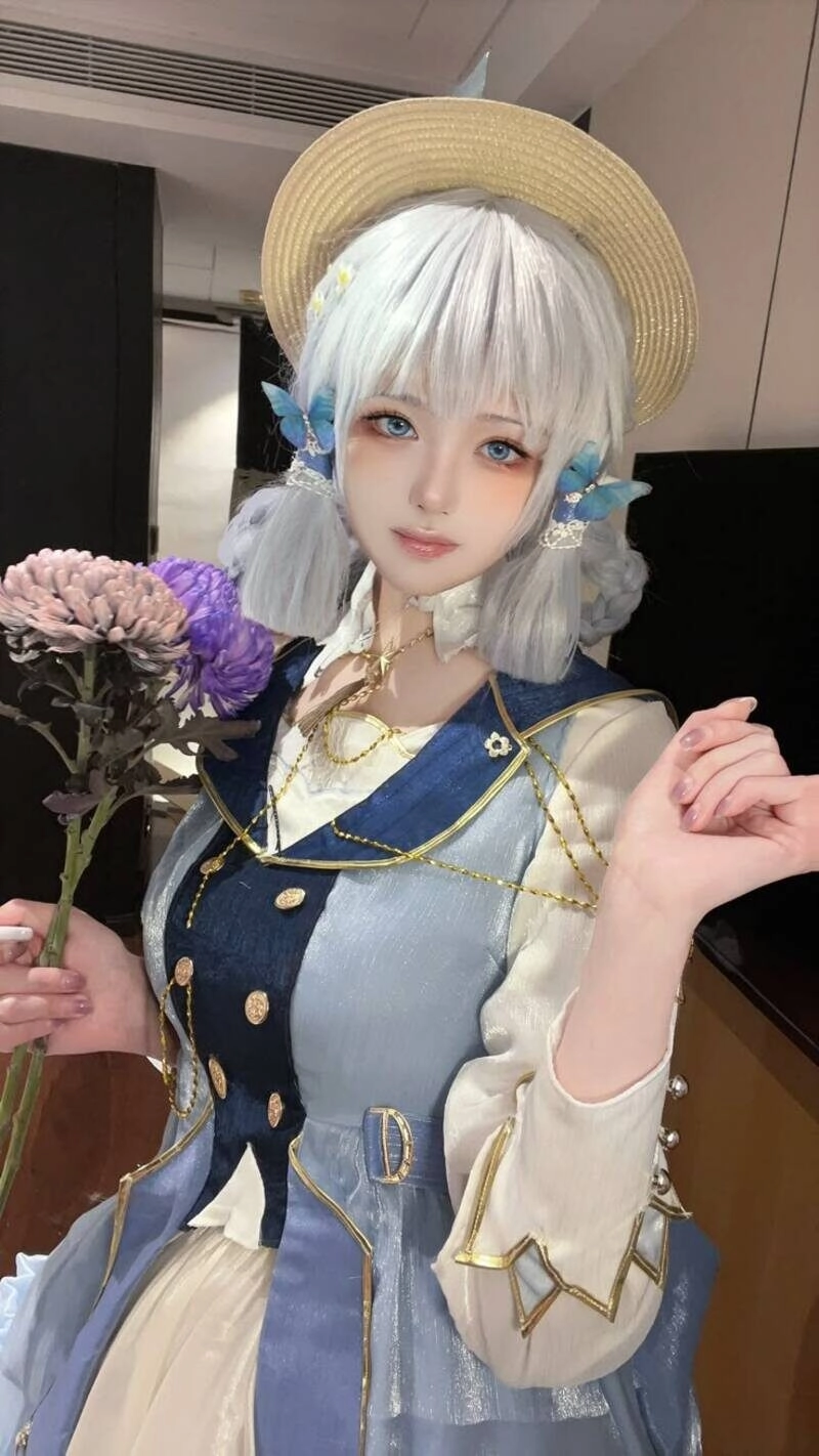 ảnh gái xinh cosplay nhân vật anime