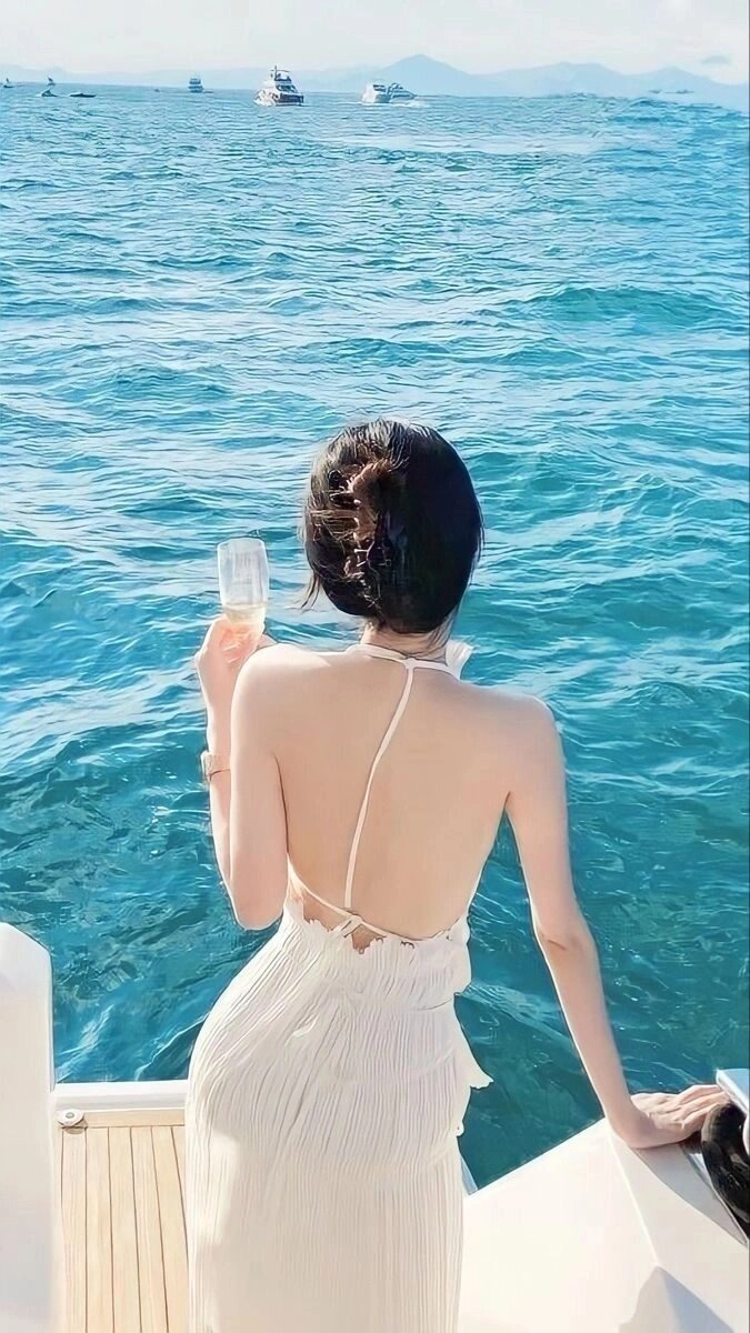 che mặt con gái avatar cute