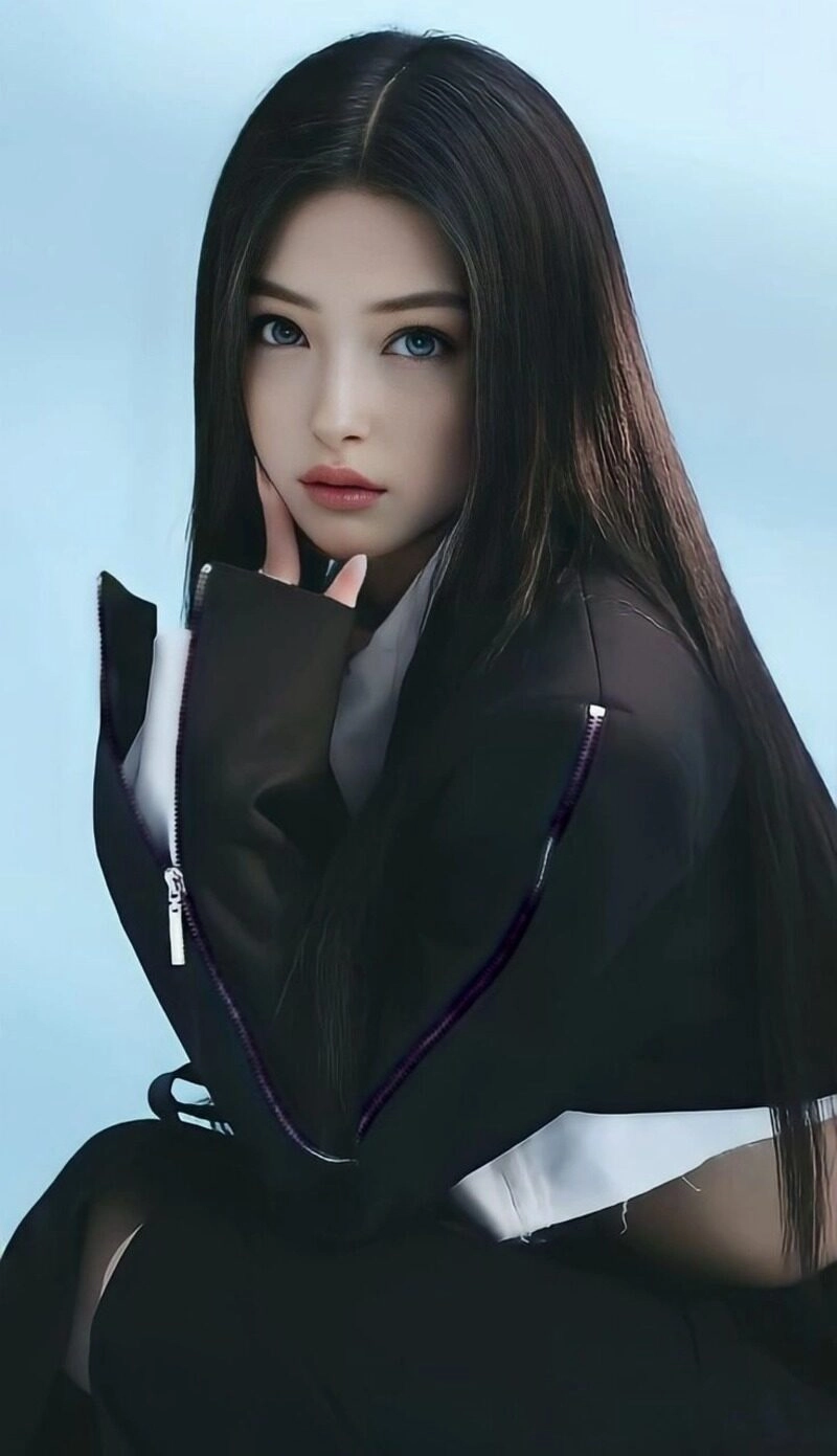 hình ảnh cô gái độc thân vui vẻ