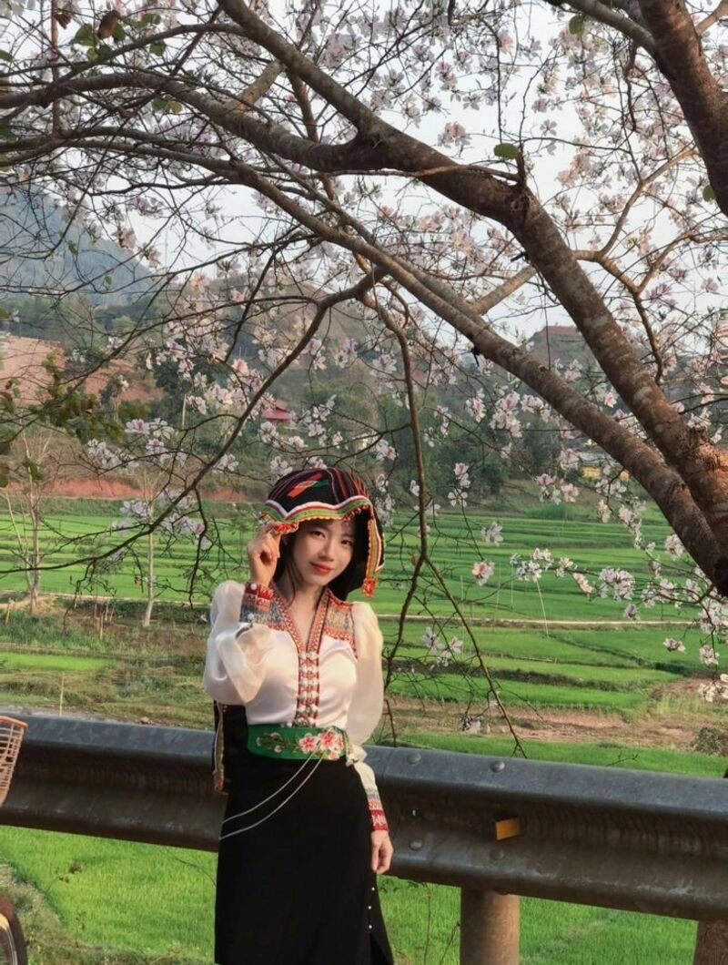 hình ảnh cô gái thái tây bắc