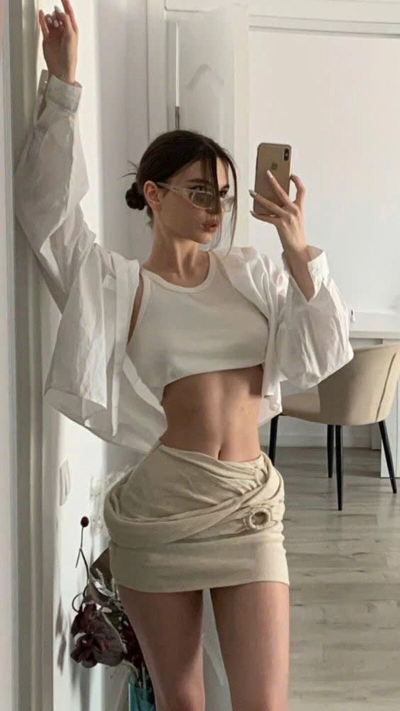 Hình ảnh gái khoe dáng xinh đẹp