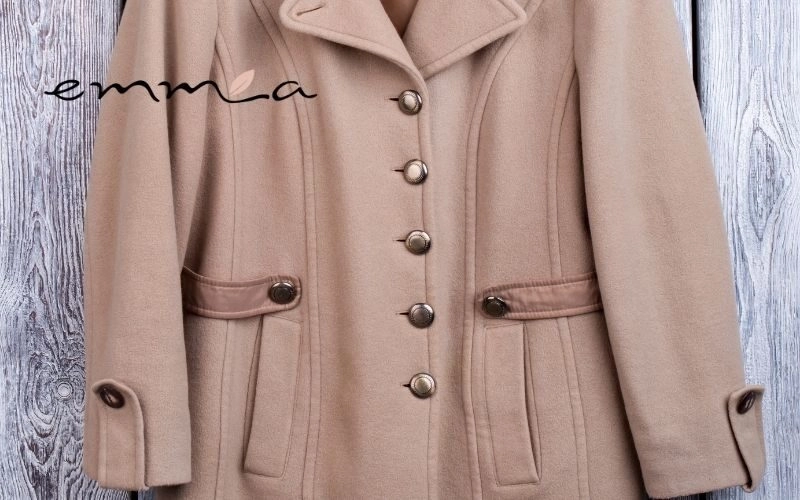 Chất Liệu Áo Khoác Nữ Thu Đông: Khả Năng Giữ Nhiệt Là Yếu Tố Quyết Định